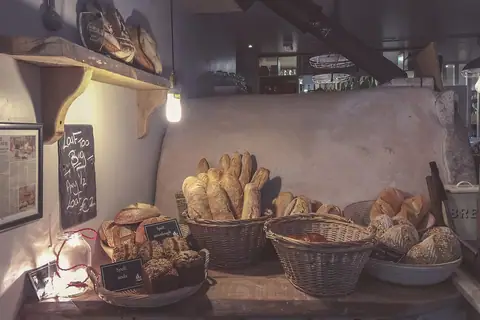 Little Brunette Bakery photo 2